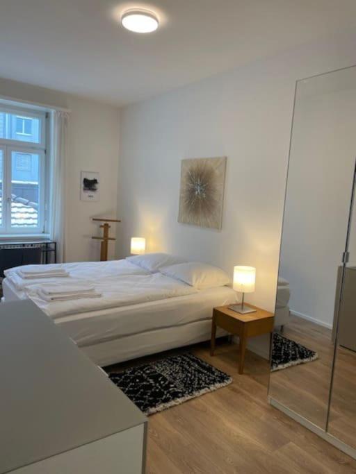 Elegant 2Br Apartment - Canal3 Zürih Dış mekan fotoğraf