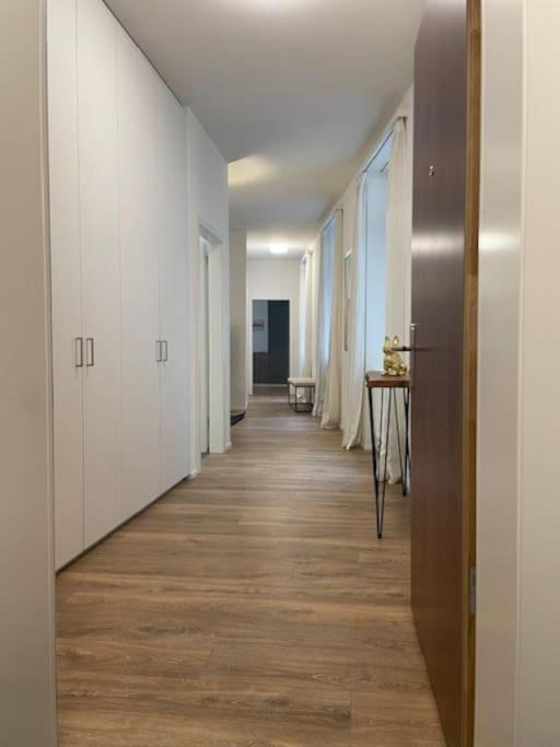 Elegant 2Br Apartment - Canal3 Zürih Dış mekan fotoğraf